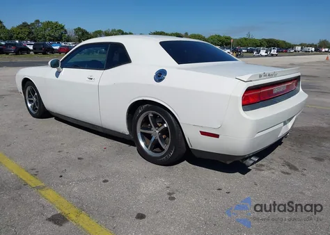 2010 Dodge Challenger Se/Sxt z USA, uszkodzony, nr VIN 2B3CJ4DV5AH191159